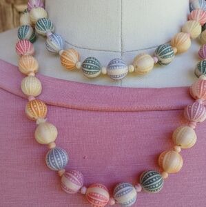 Vintage Multicolor Beaded Sea Urchin Style Necklace Plastic Pastel Boho Bohemian